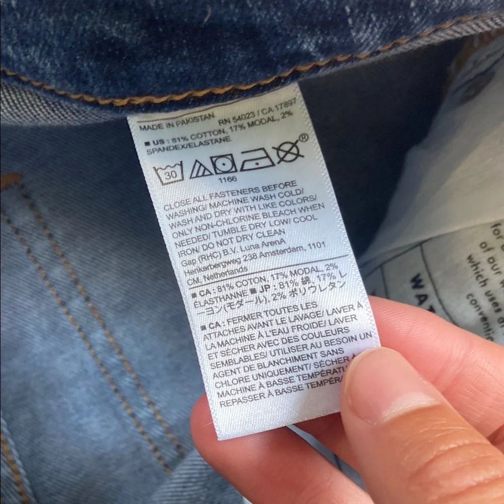 Banana Republic Wide-Leg Jeans - Picture 6 of 12
